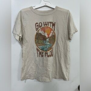 Old Navy Beige Graphic Tee with Nature Scene